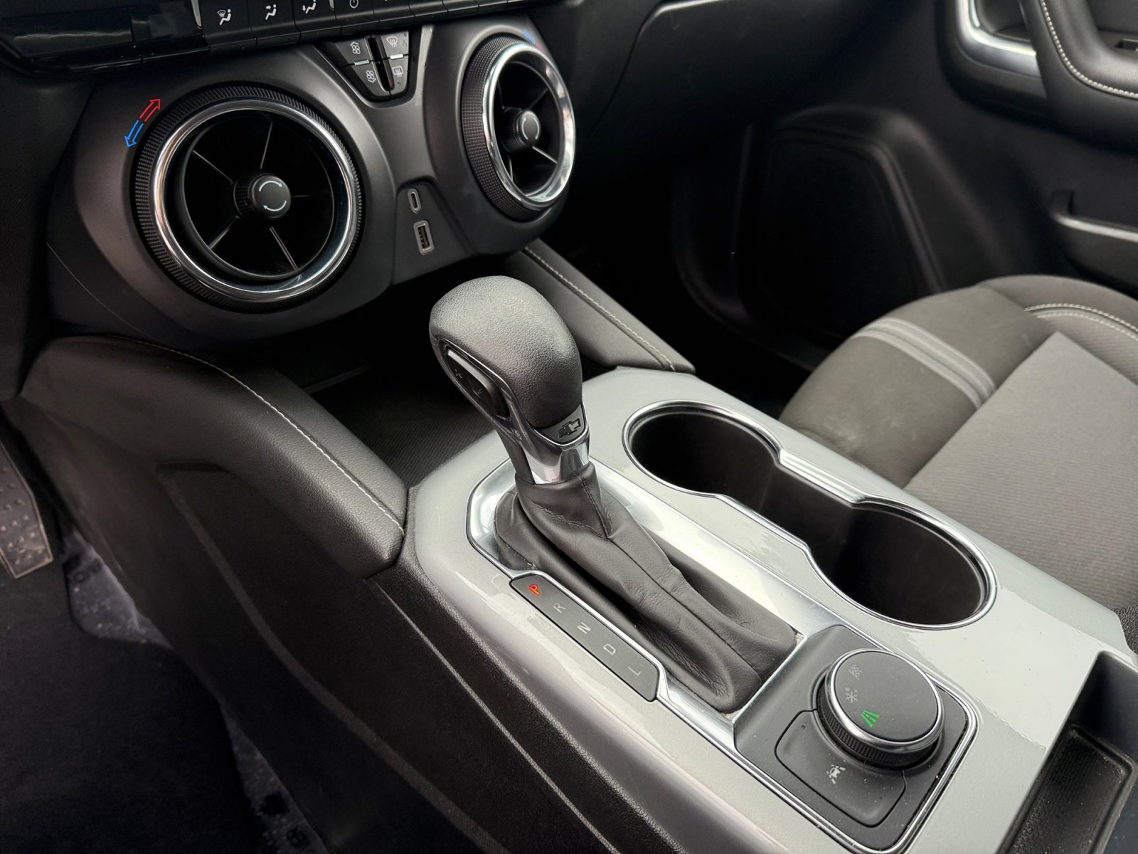 Used 2023 Chevrolet Blazer LT image 13