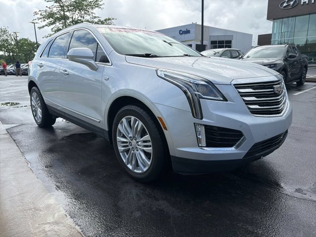 Used 2019 Cadillac XT5 Premium Luxury FWD image 2
