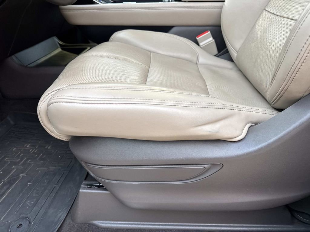 Used 2022 Lincoln Navigator L Reserve image 18