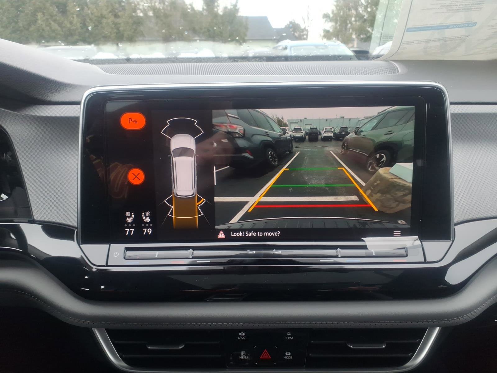 New 2026 Volkswagen Atlas Peak Edition image 15