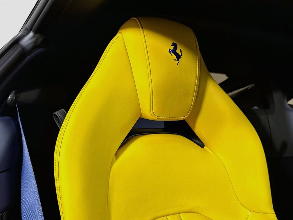 Used 2021 Ferrari F8 Tributo RWD image 23