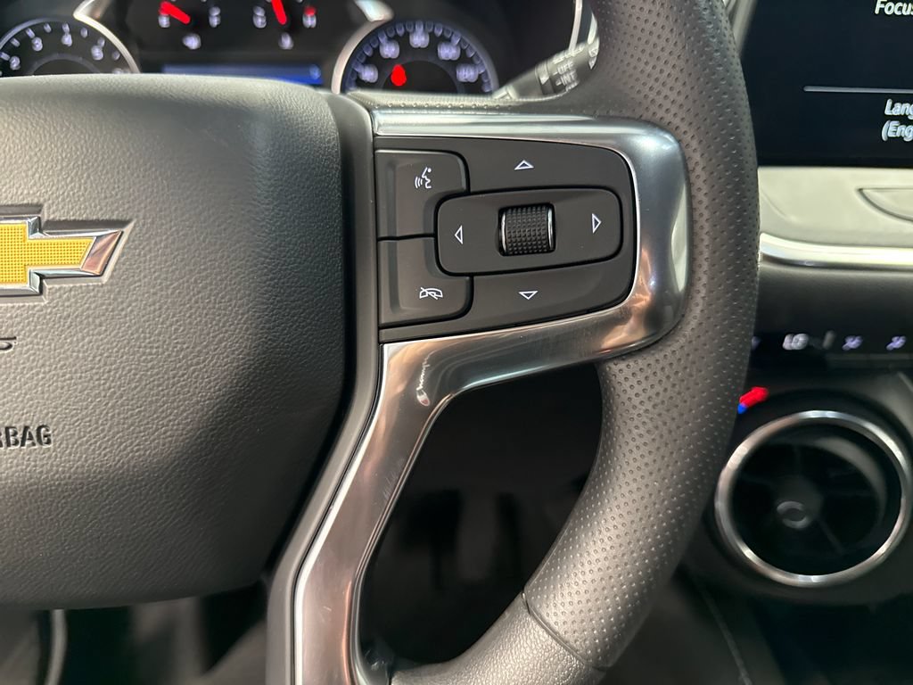 New 2026 Chevrolet Blazer LT w/ Convenience Package FWD image 4