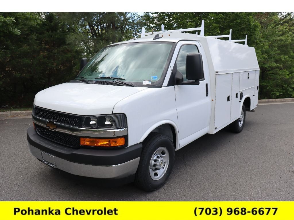 New 2026 Chevrolet Express 3500 w/ Power Convenience Package RWD image 3