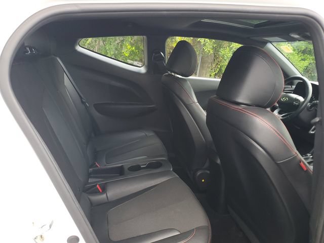 Used 2020 Hyundai Veloster 2.0 Premium FWD image 27