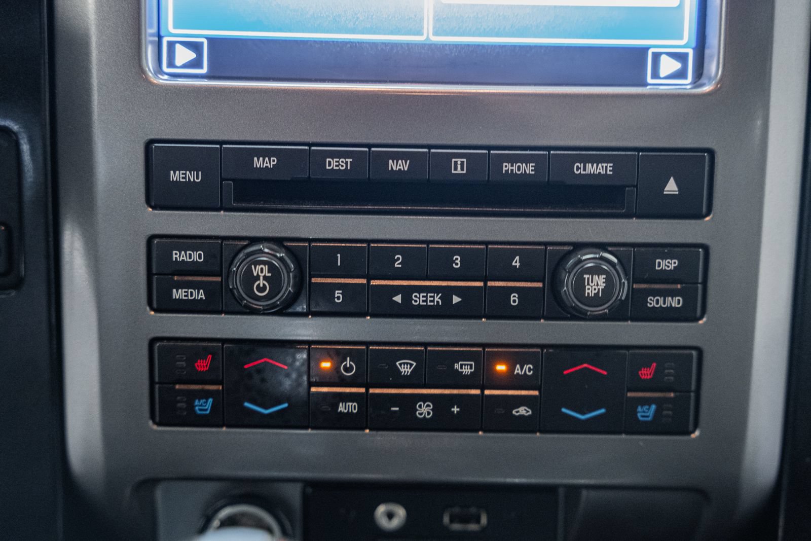 Used 2011 Ford F150 Harley-Davidson AWD/4WD image 28