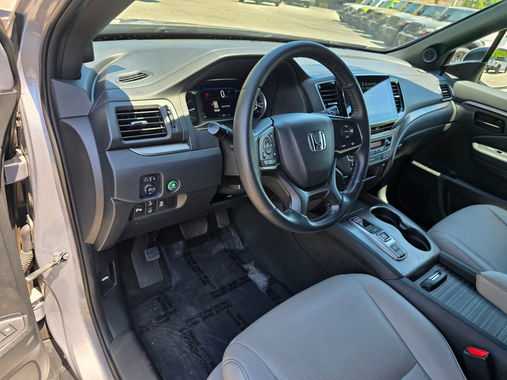 Used 2023 Honda Passport EX-L image 27