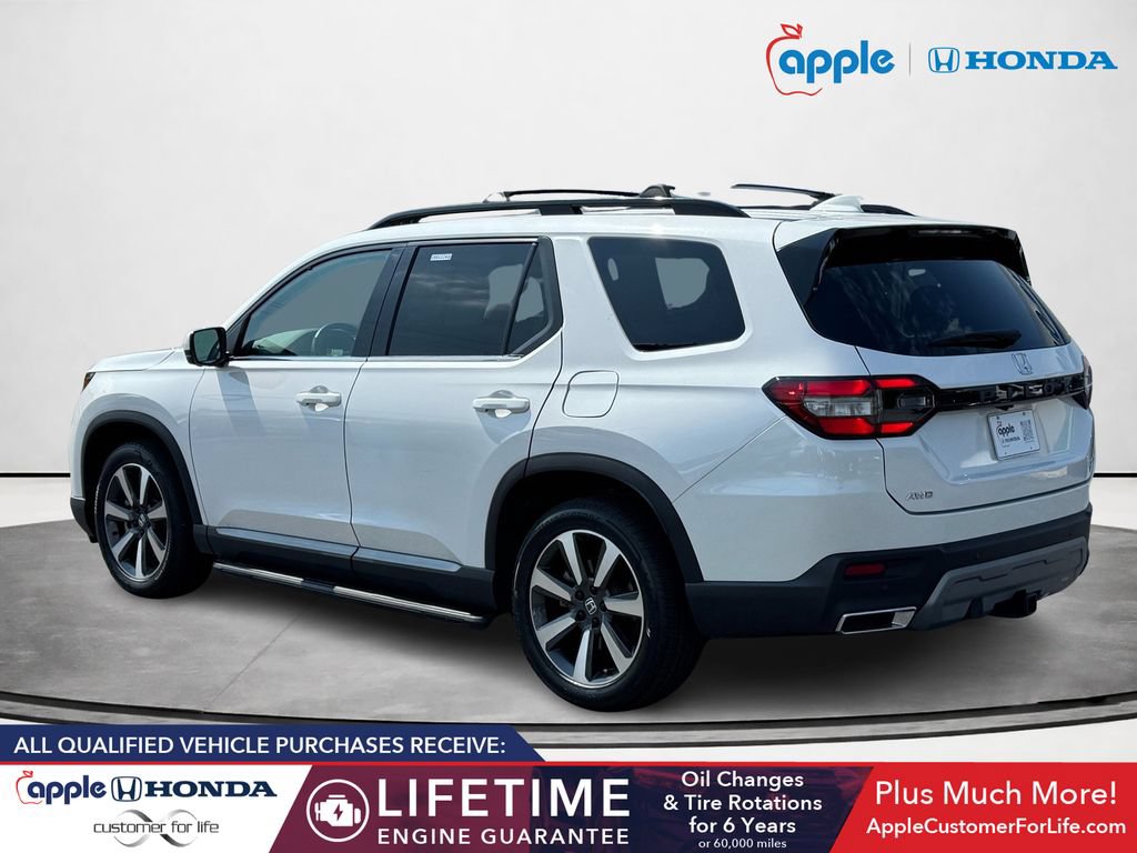 Used 2023 Honda Pilot Elite image 4