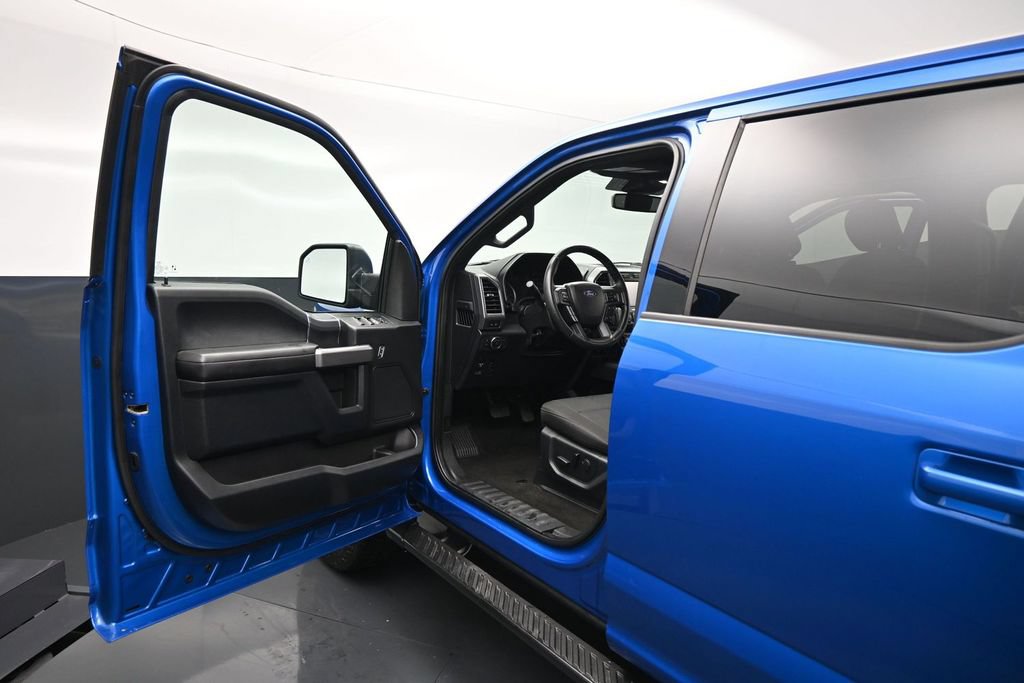 Used 2019 Ford F150 XLT w/ Equipment Group 302A Luxury AWD/4WD image 8
