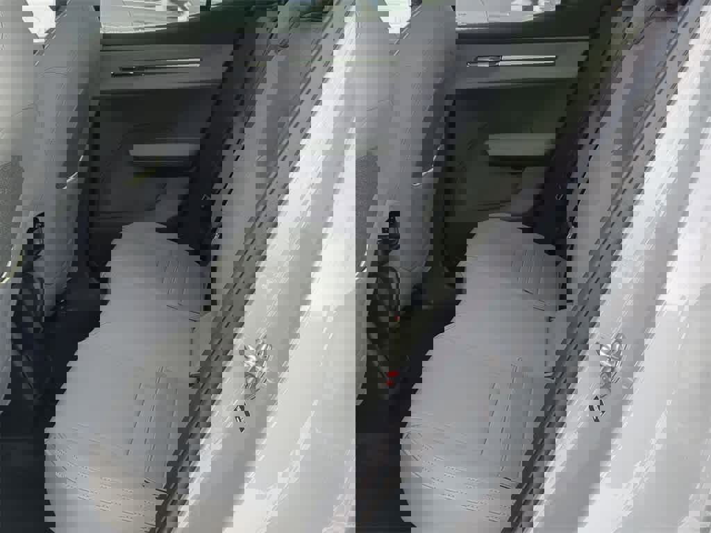 New 2026 Volvo EX30 Plus image 18