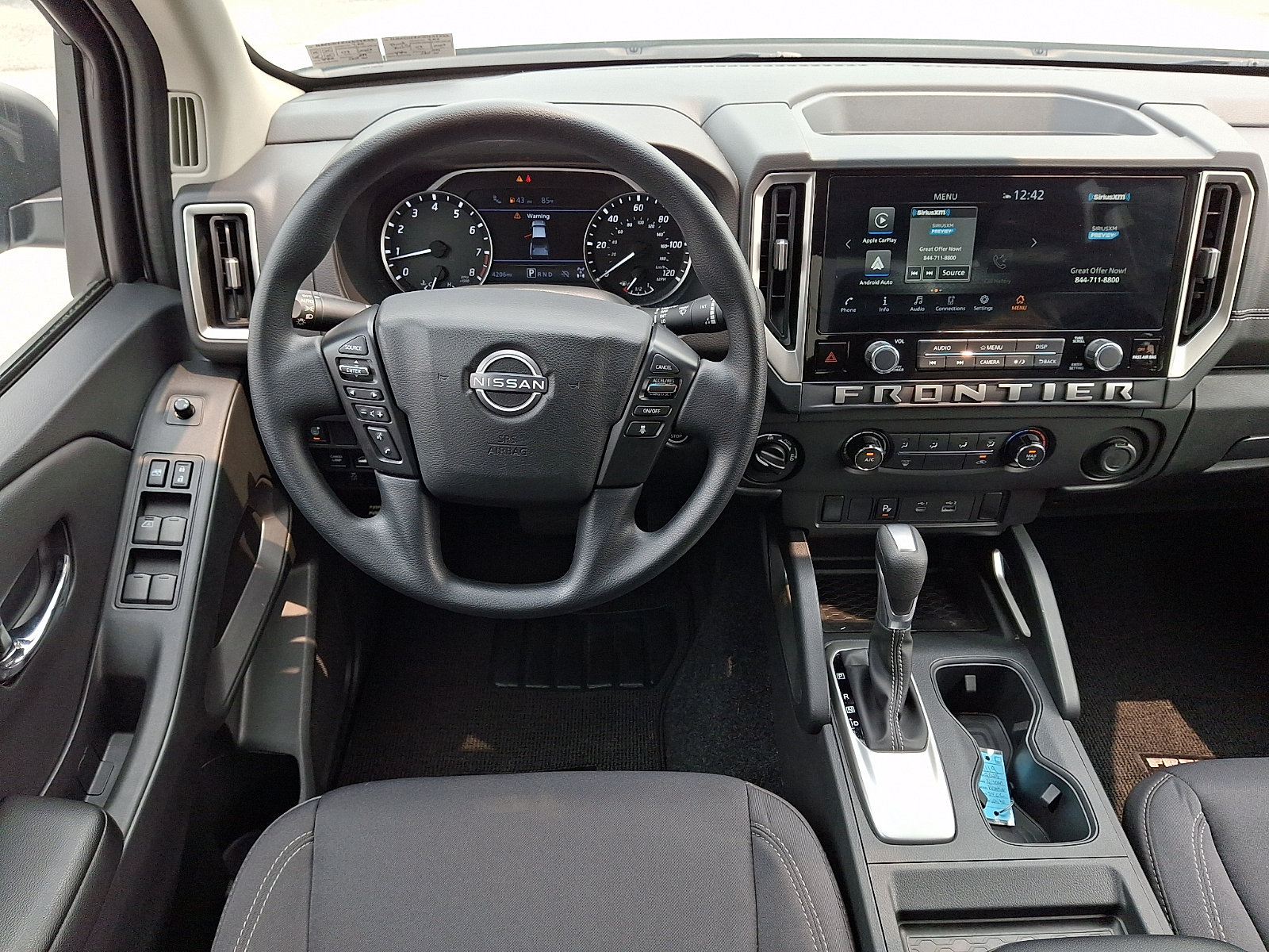 Certified 2025 Nissan Frontier SV AWD/4WD image 13