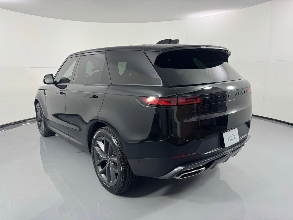 Used 2025 Land Rover Range Rover Sport SE AWD/4WD image 7