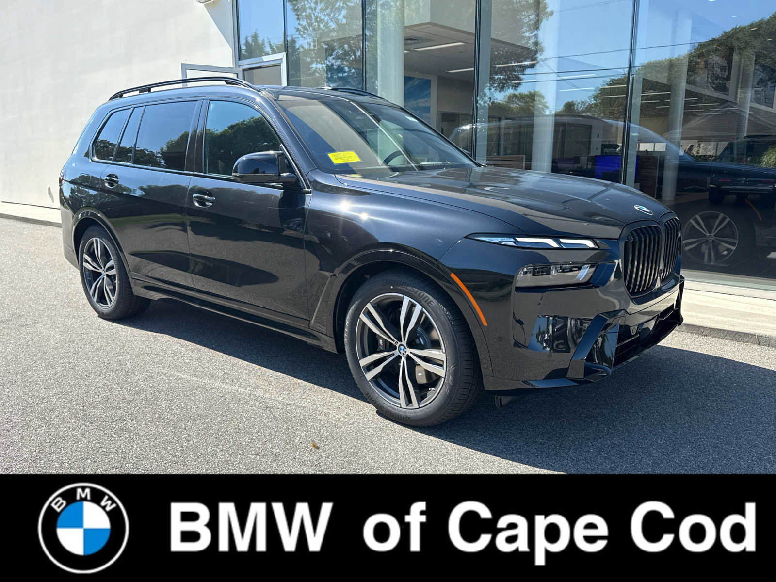 New 2026 BMW X7 M60i image 1
