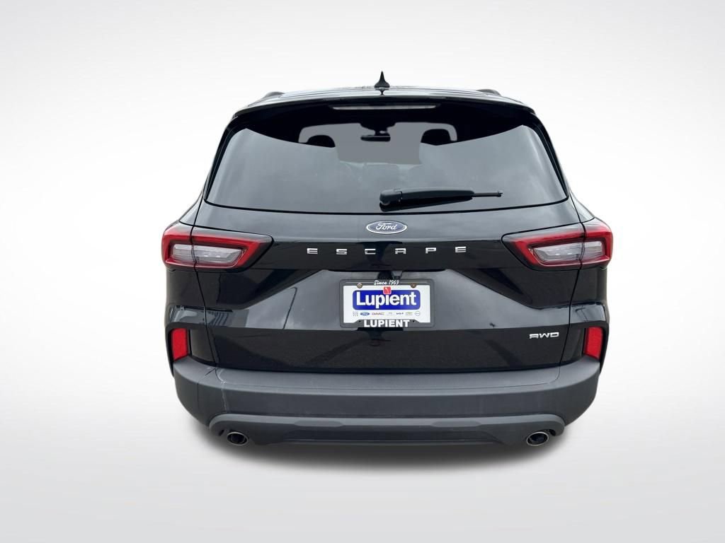 Used 2025 Ford Escape ST-Line image 5