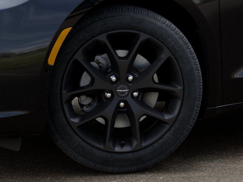 New 2026 Chrysler Pacifica Limited w/ S Appearance Package image 8