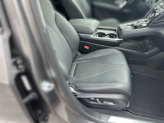 Used 2025 Acura RDX w/ Technology Package image 28