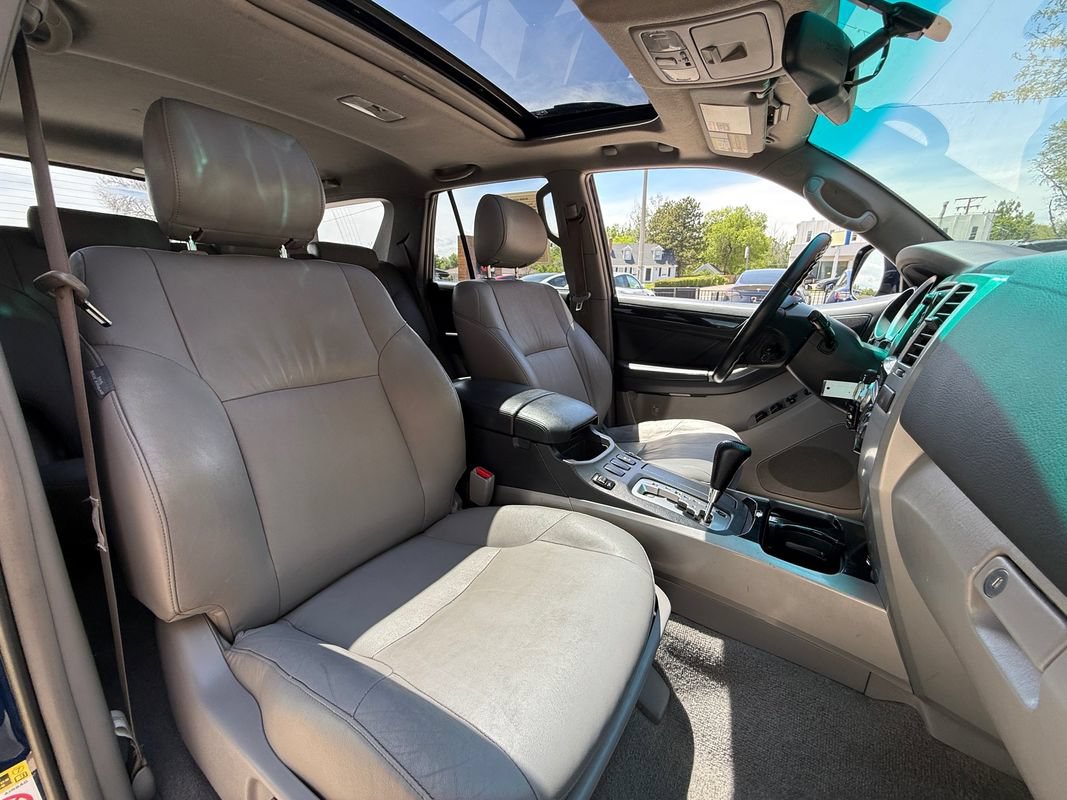 Used 2007 Toyota 4Runner Limited AWD/4WD image 45
