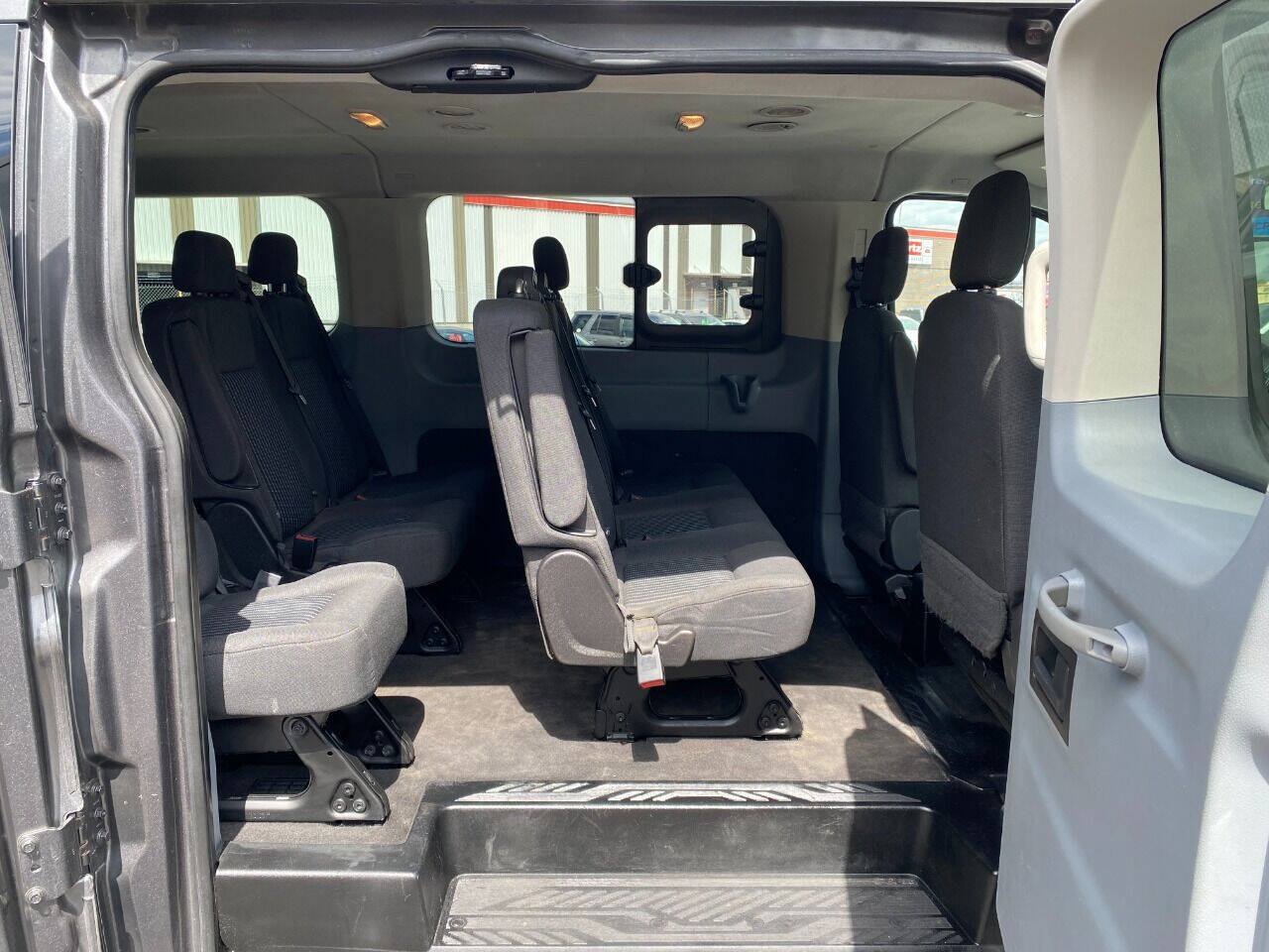 Used 2016 Ford Transit 350 XLT RWD image 29