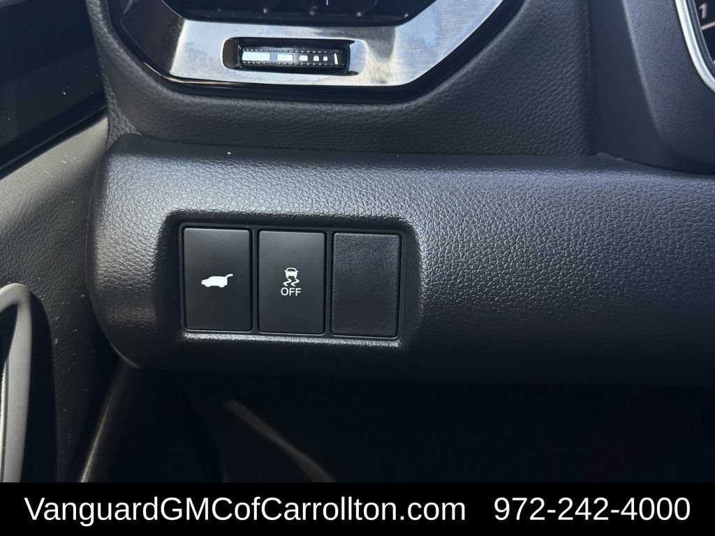 Used 2025 Honda Pilot Touring image 24