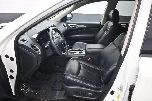 Used 2019 Nissan Pathfinder SL AWD/4WD image 9
