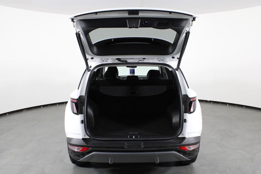 Certified 2024 Hyundai Tucson Limited FWD image 17