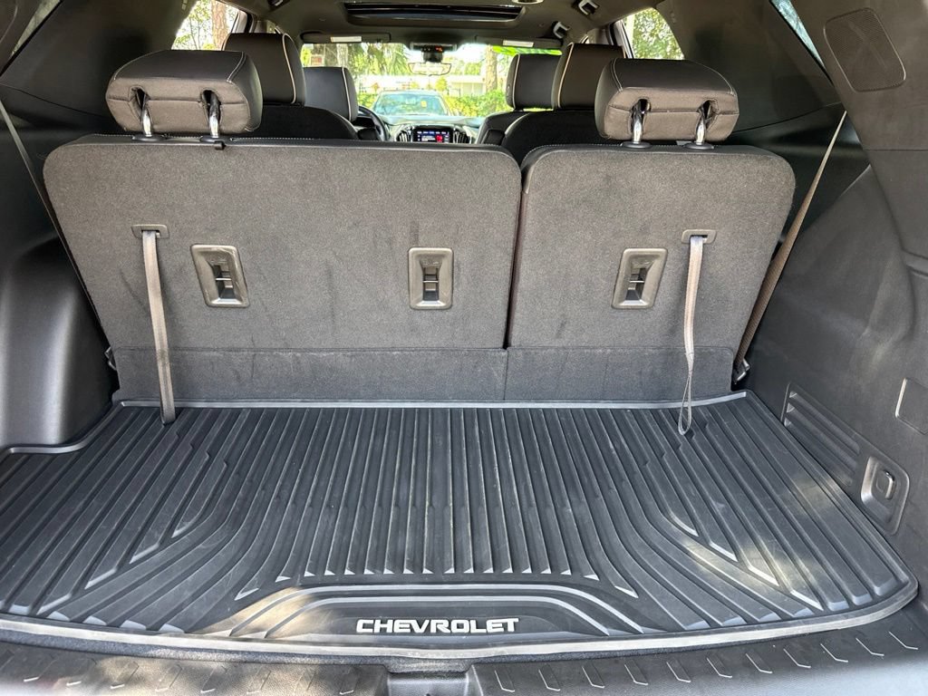 Used 2023 Chevrolet Traverse Premier w/ Redline Edition FWD image 33