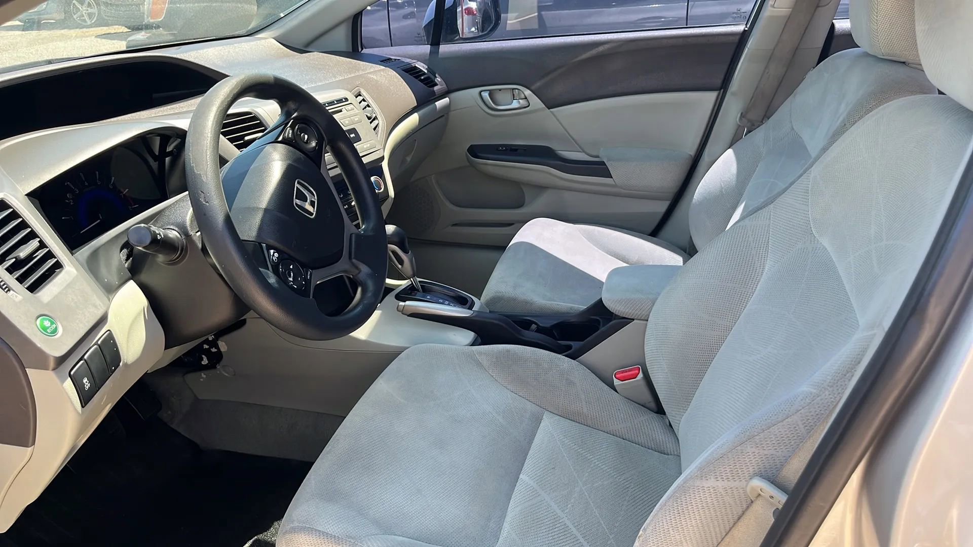 Used 2012 Honda Civic LX image 4