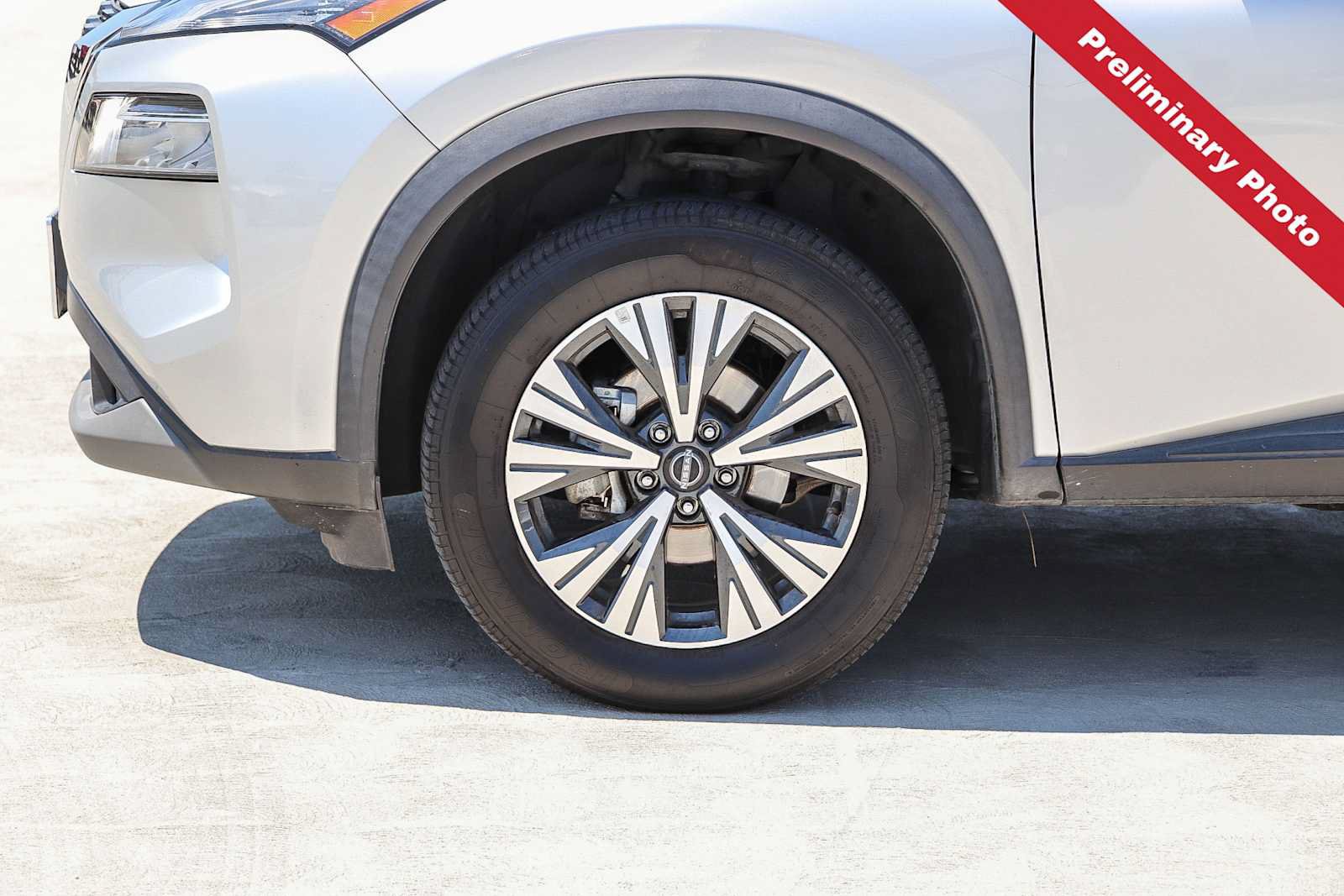 Used 2023 Nissan Rogue SV AWD/4WD image 11