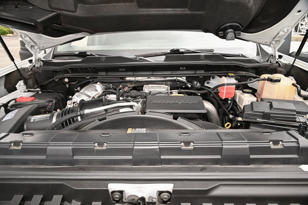 Used 2021 Chevrolet Silverado 2500 LTZ w/ LTZ Premium Package AWD/4WD image 17
