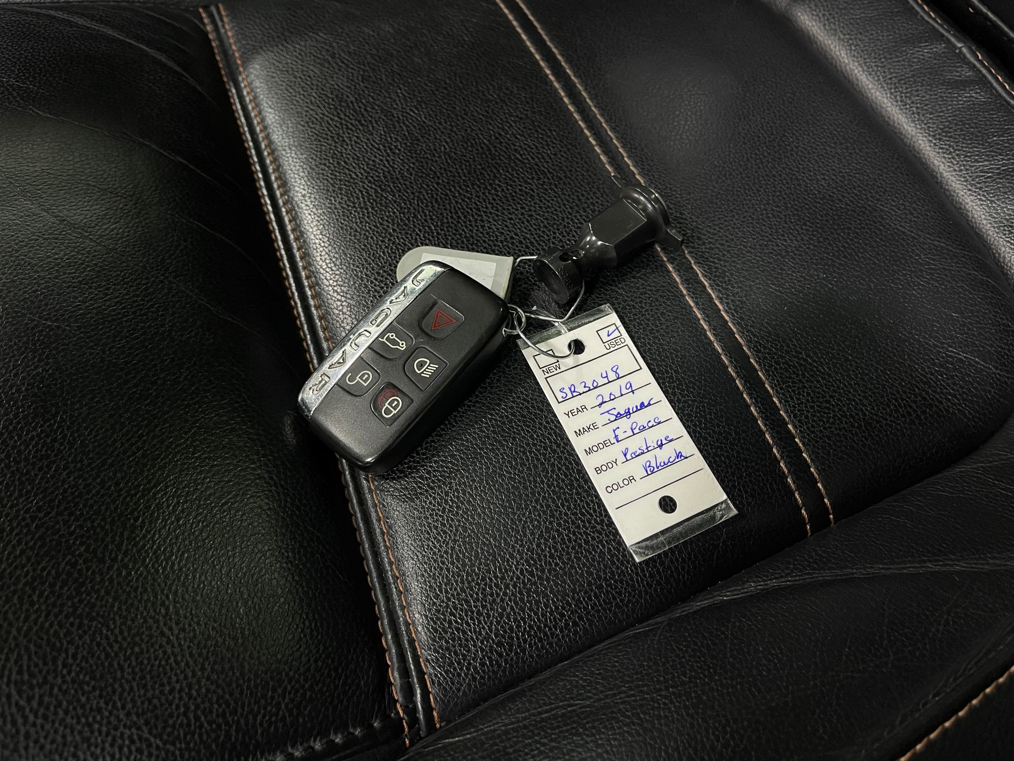 Used 2019 Jaguar F-PACE Prestige image 37