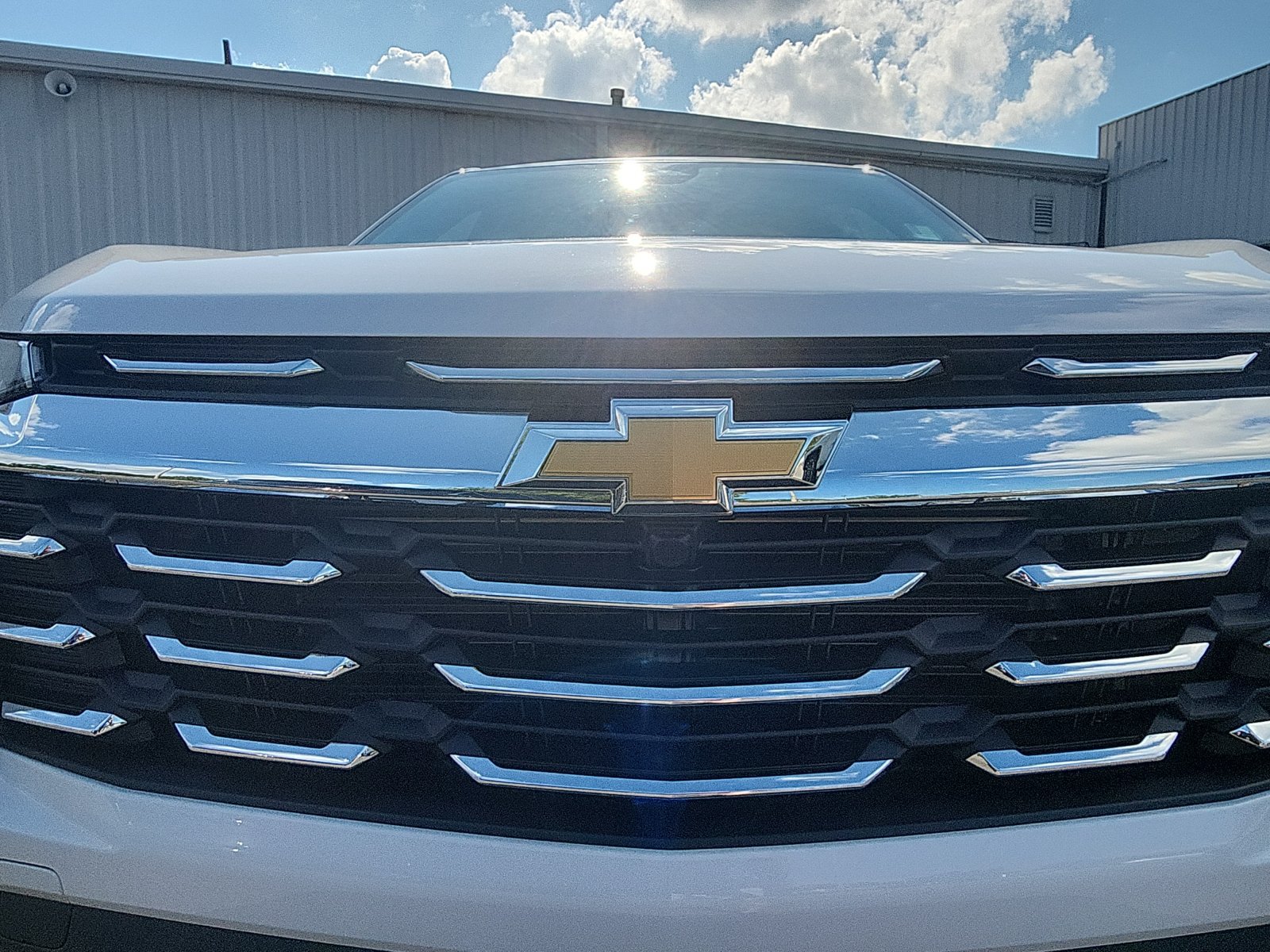 New 2027 Chevrolet Equinox LT w/ Convenience Package II FWD image 14