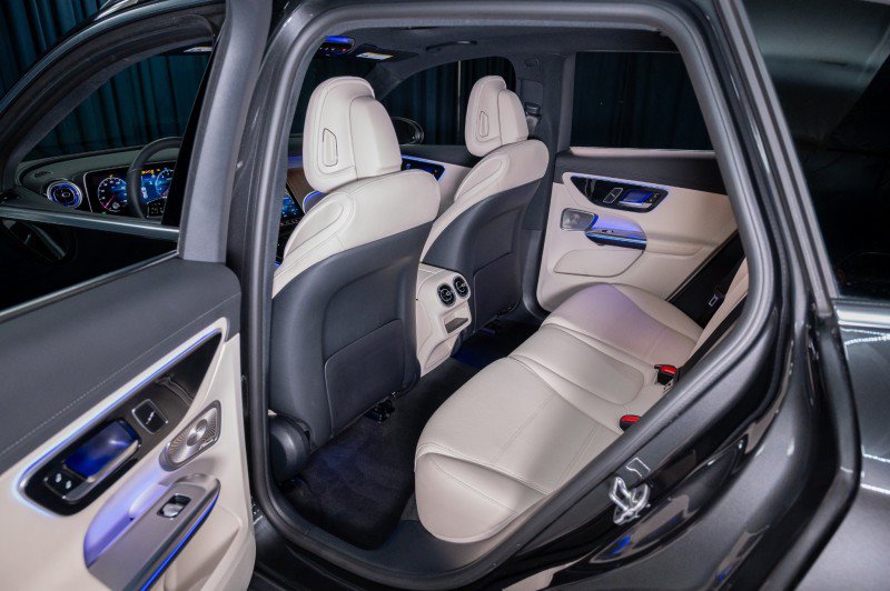 Used 2025 Mercedes-Benz GLC 300 image 14