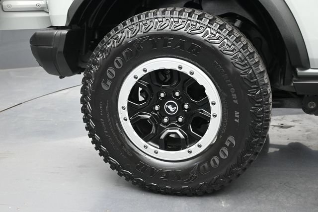 Certified 2021 Ford Bronco Black Diamond w/ Sasquatch Package AWD/4WD image 36