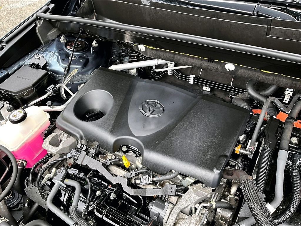 Certified 2022 Toyota Venza Limited w/ Advanced Technology Package AWD/4WD image 34