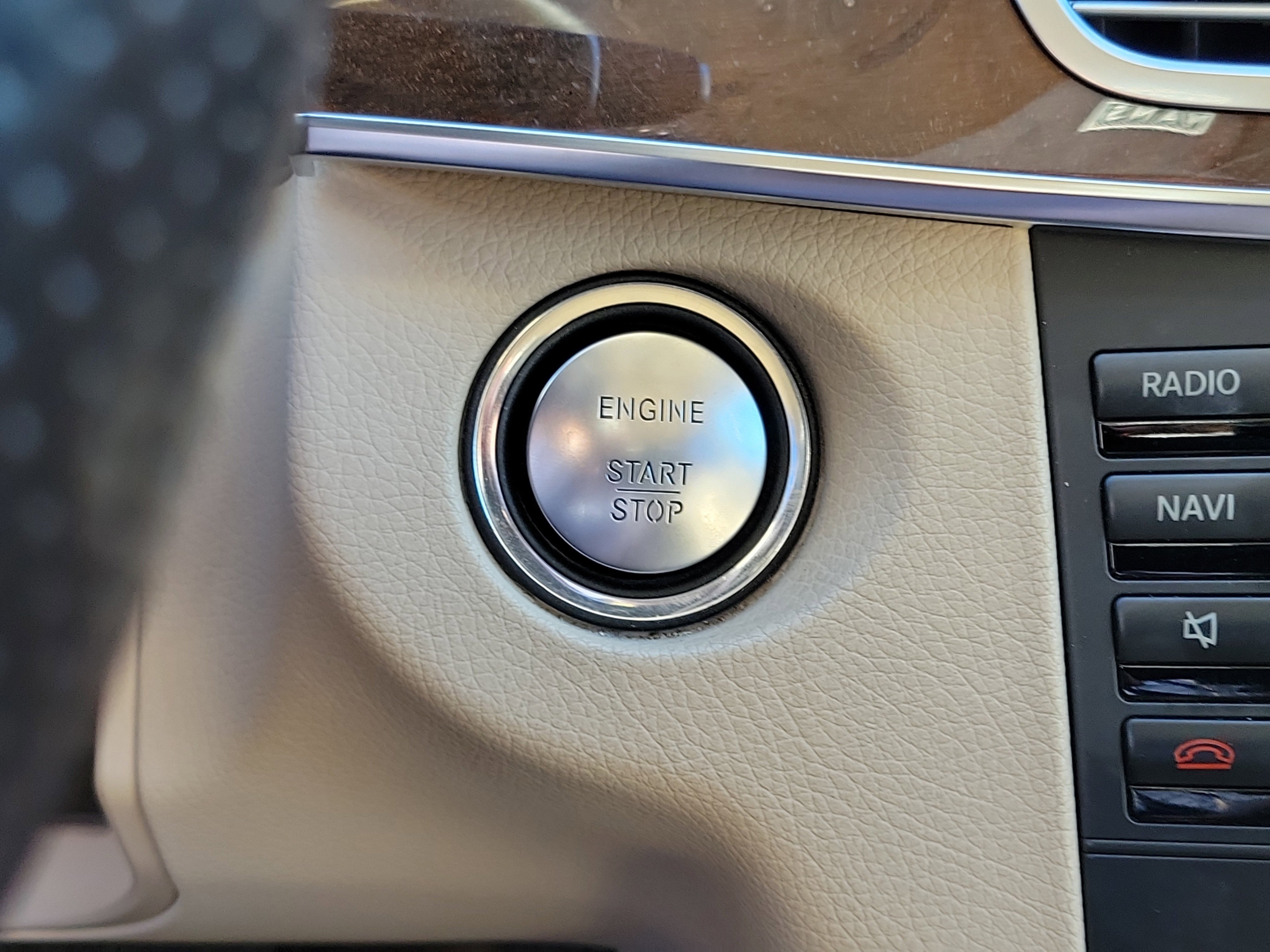 Used 2014 Mercedes-Benz E 350 Sedan image 13