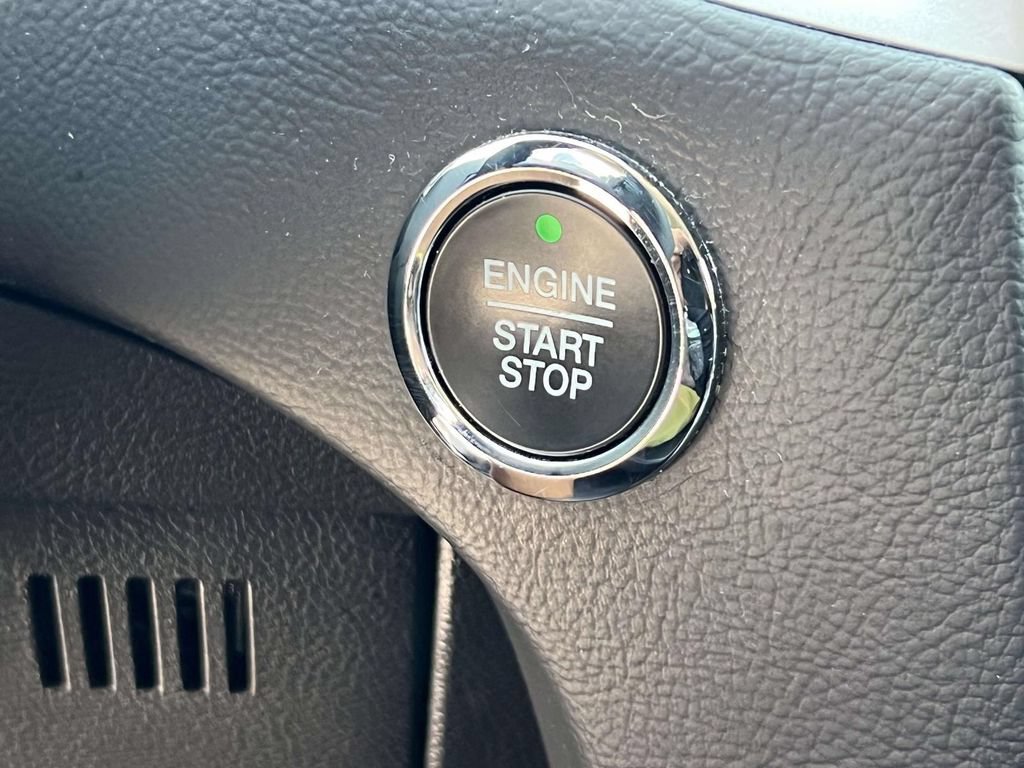 Used 2023 Ford Edge SEL AWD/4WD image 27