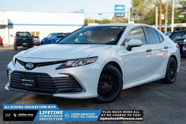 Used 2022 Toyota Camry LE