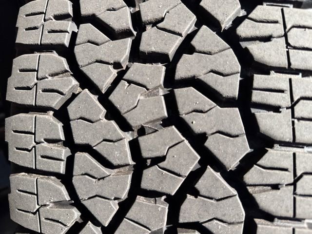 Used 2025 GMC Sierra 3500 SLT w/ SLT Premium Package image 10