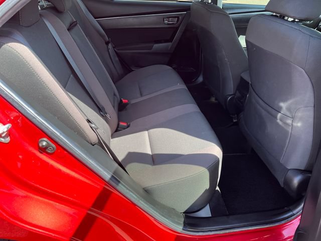 Used 2019 Toyota Corolla LE w/ Carpet Mat Package (TMS) FWD image 13