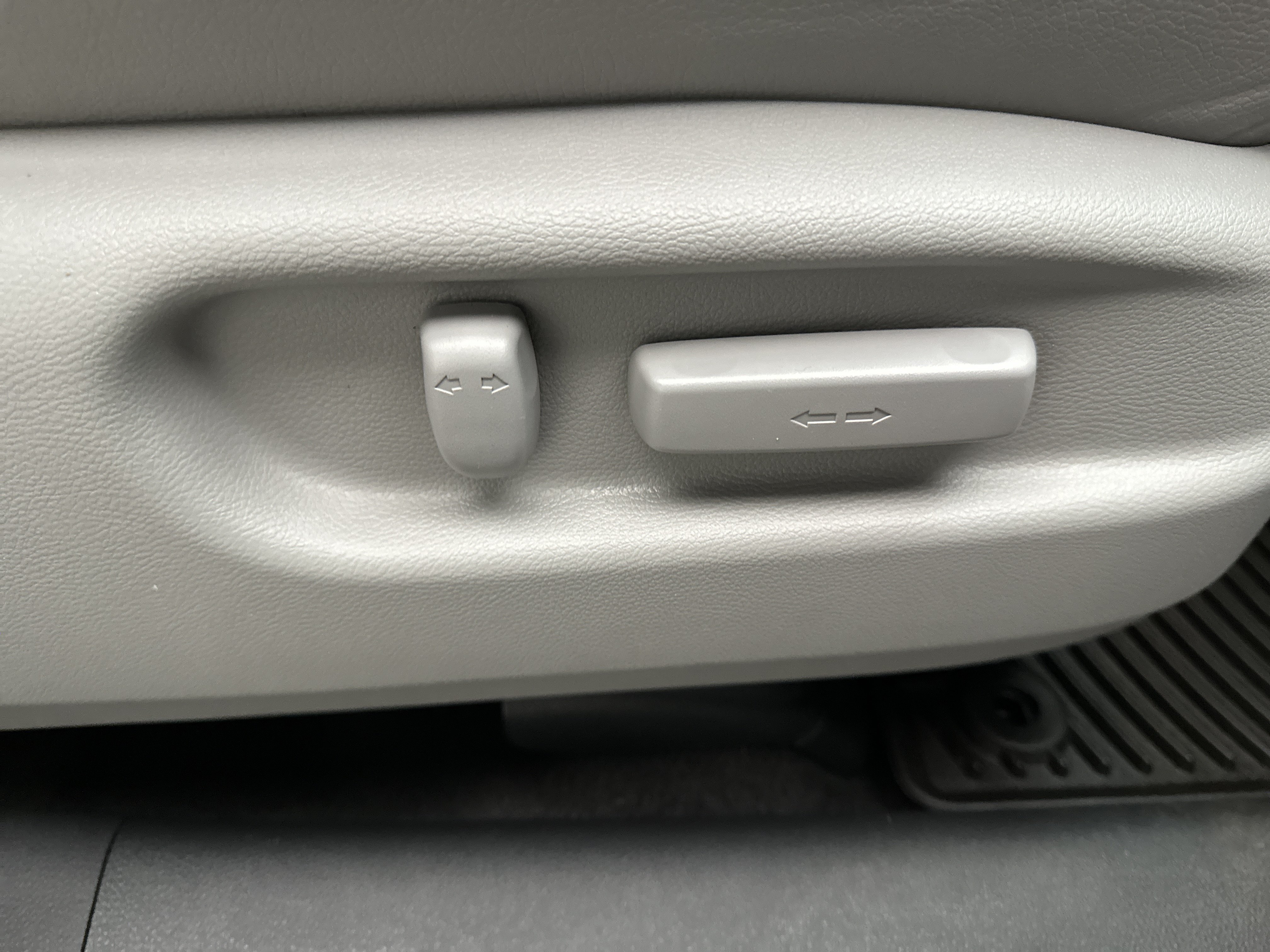 Used 2024 Honda Passport EX-L image 25