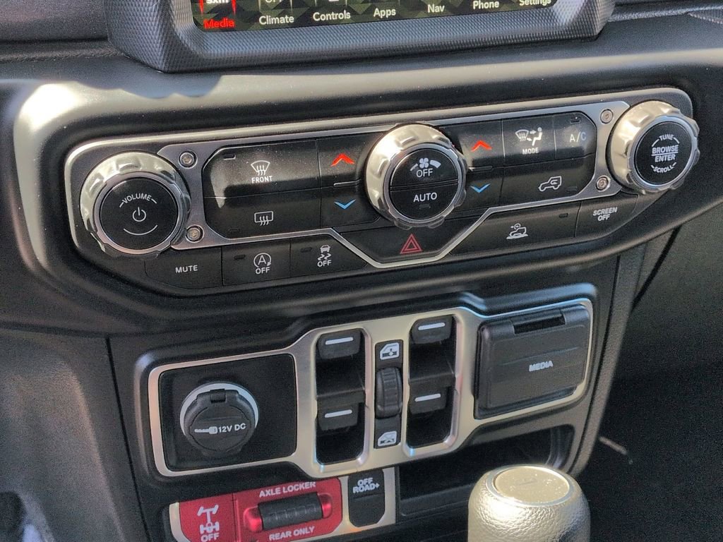 Certified 2022 Jeep Gladiator Mojave w/ Trailer Tow Package image 20