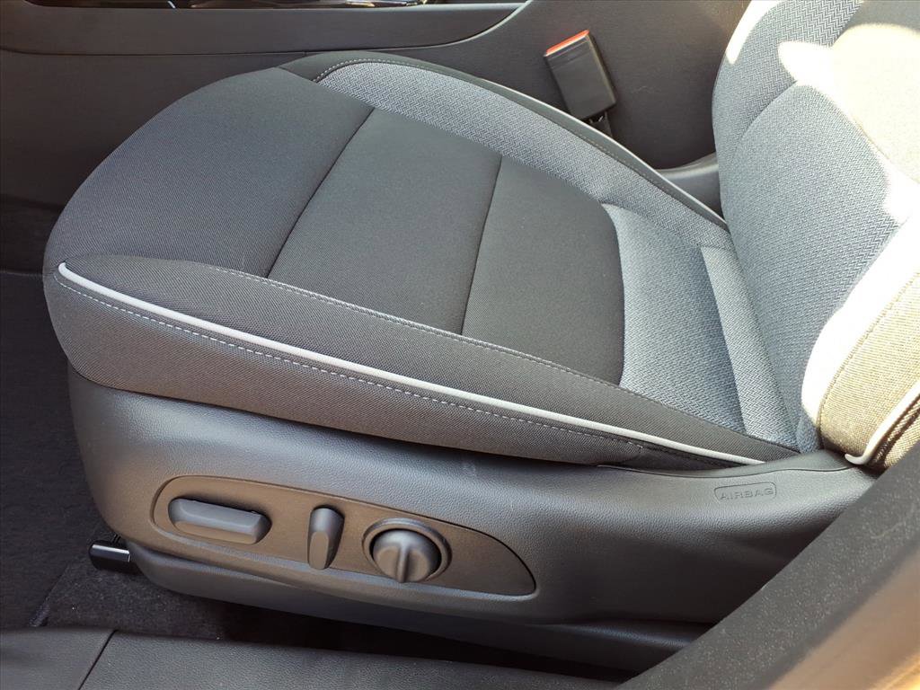 Used 2026 Chevrolet TrailBlazer LT w/ Convenience Package image 8