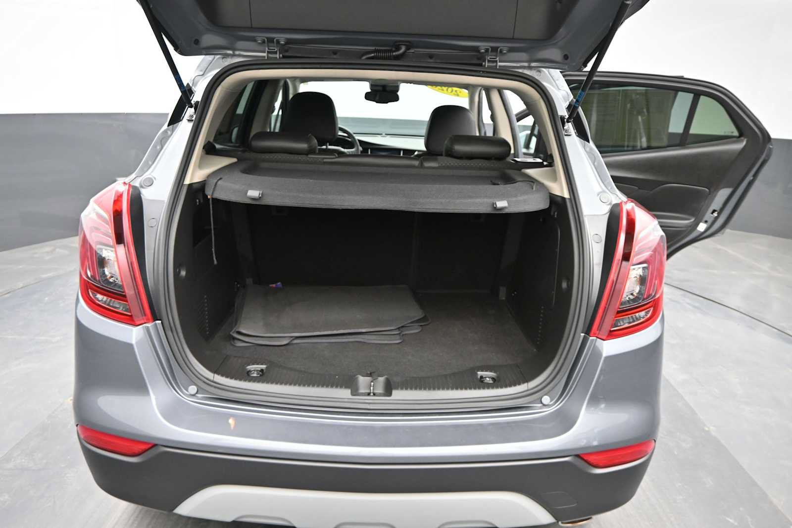 Used 2020 Buick Encore Preferred FWD image 13