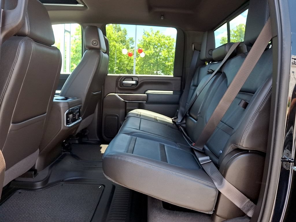 Certified 2021 GMC Sierra 2500 Denali w/ Denali Black Diamond Edition AWD/4WD image 10