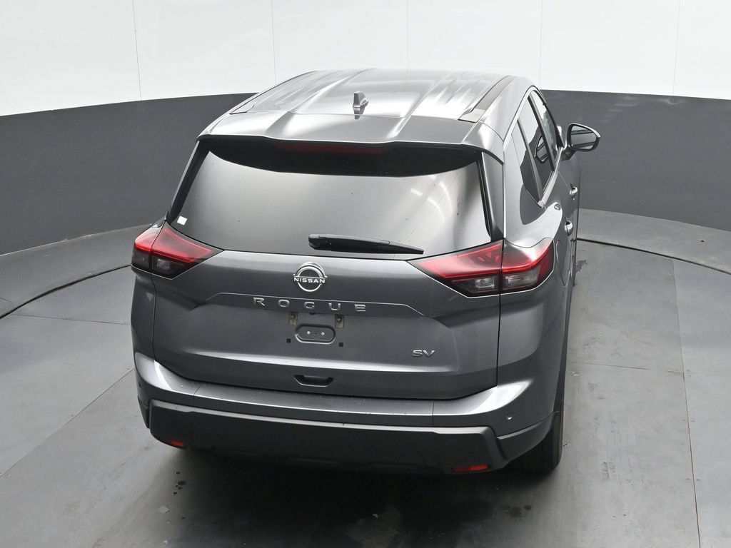 Used 2024 Nissan Rogue SV FWD image 30