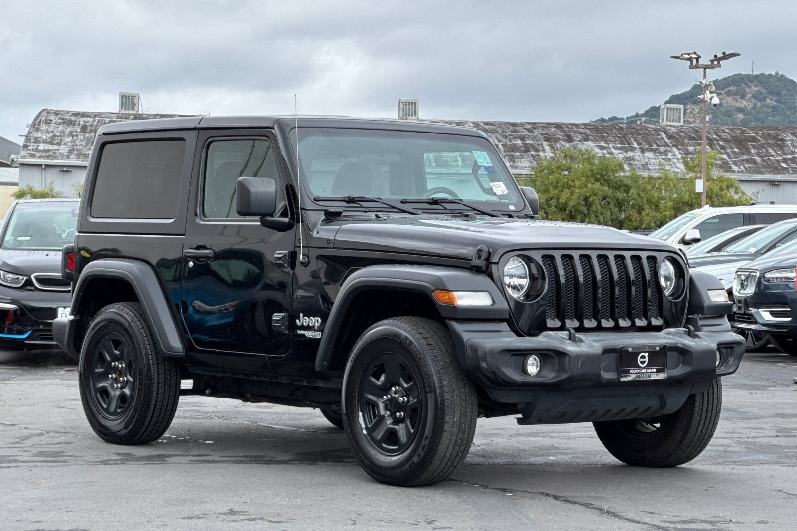 Used 2019 Jeep Wrangler Sport image 9