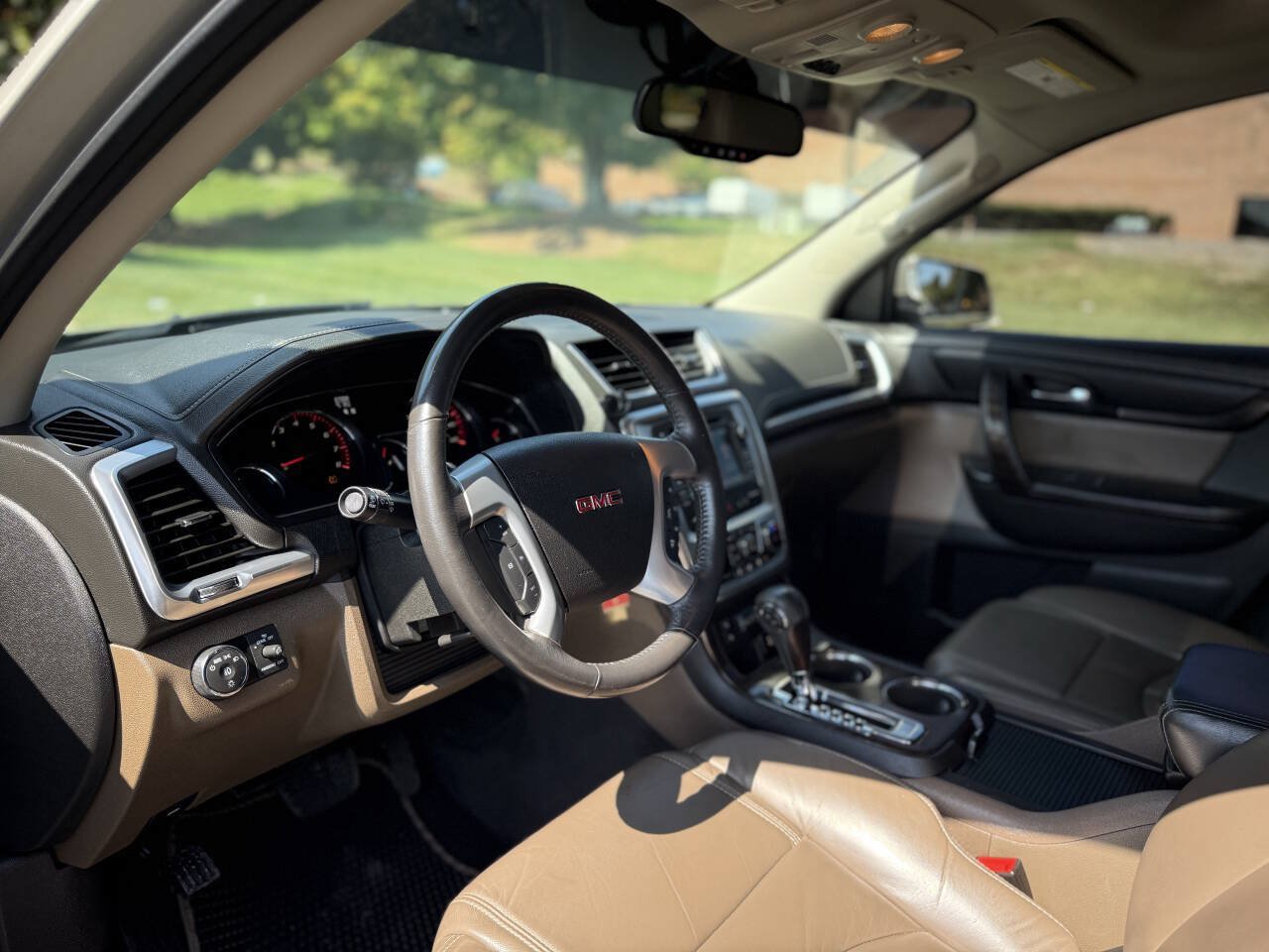 Used 2015 GMC Acadia SLT w/ Open Road Package AWD/4WD image 12