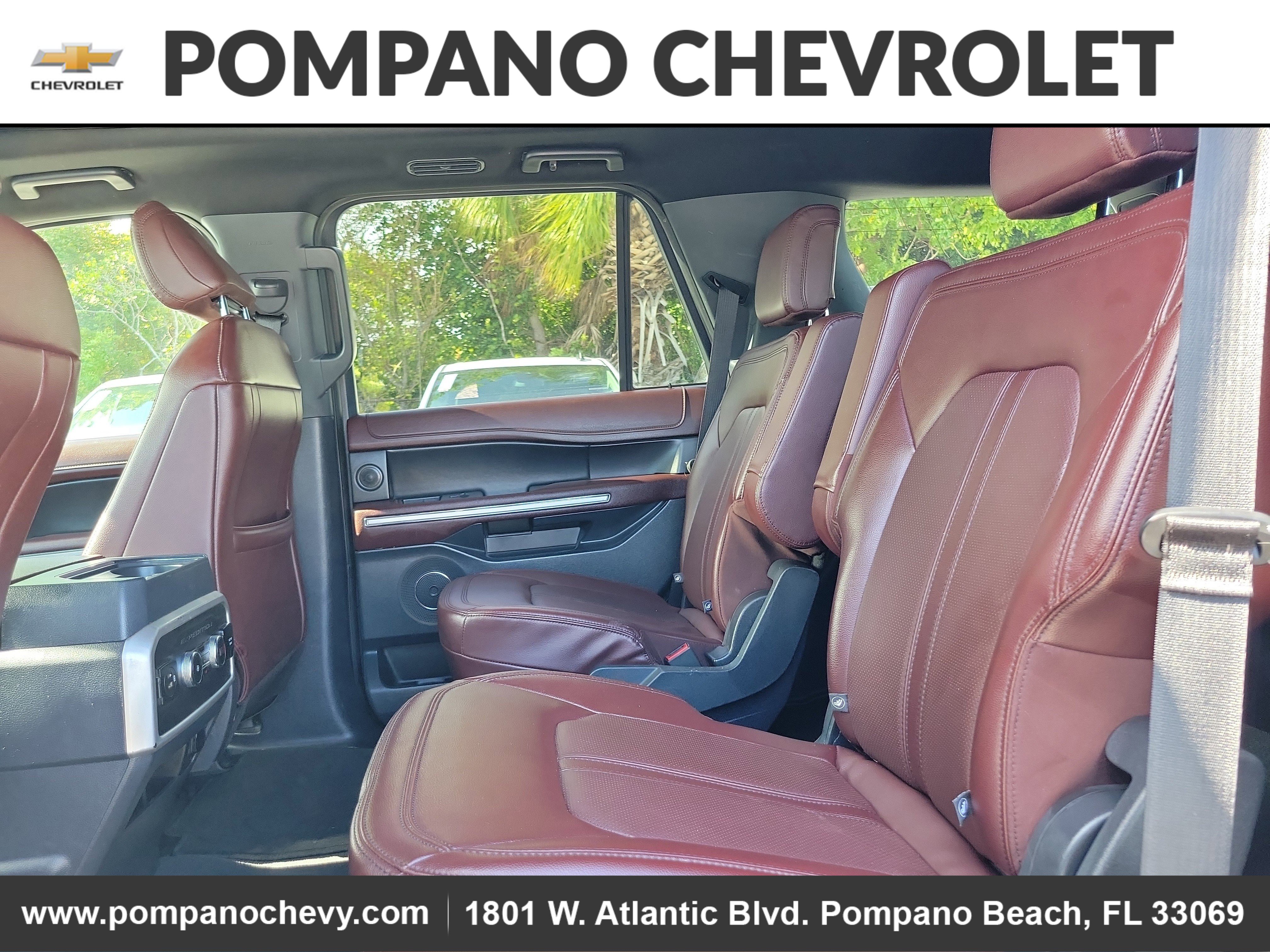 Used 2023 Ford Expedition Limited image 12