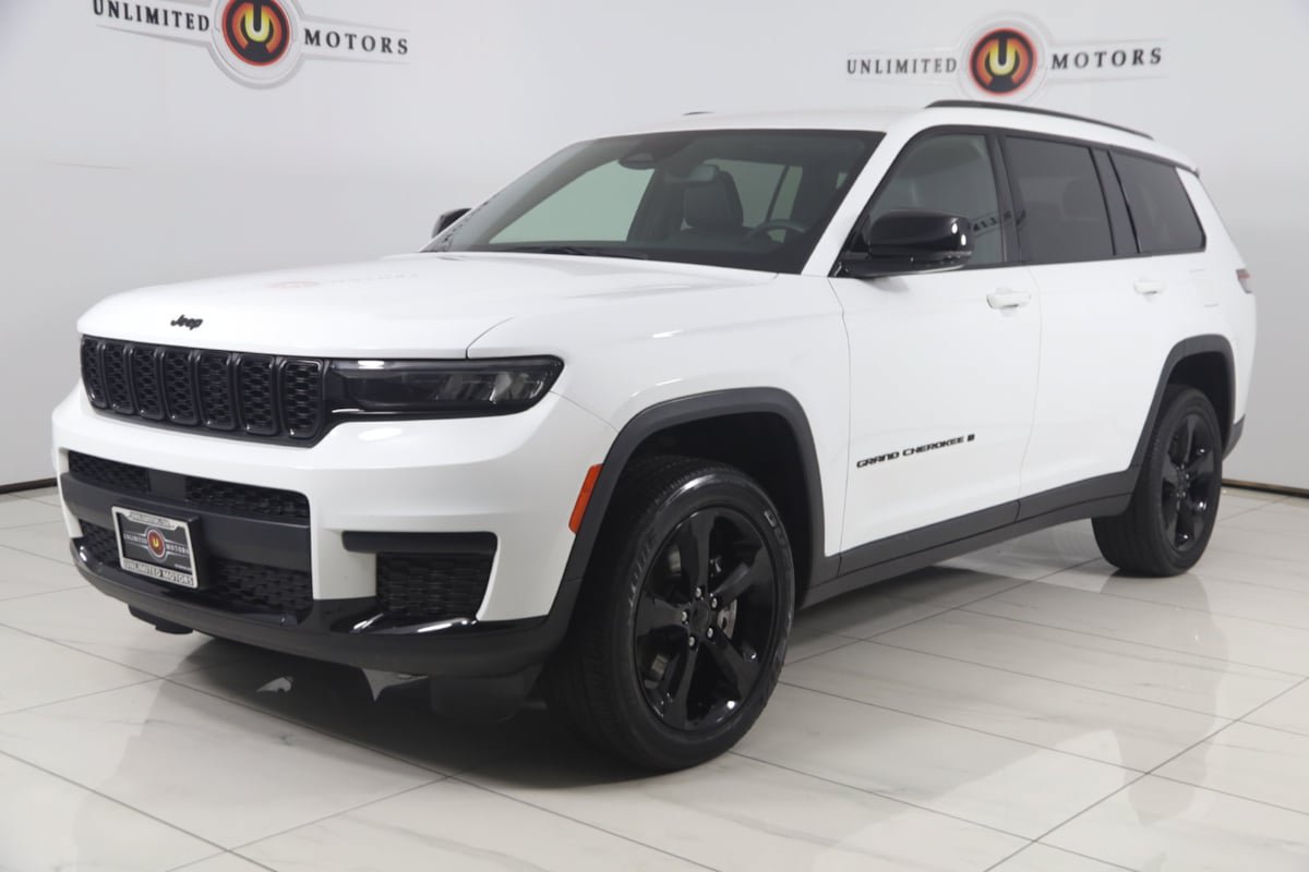 Used 2023 Jeep Grand Cherokee L Laredo AWD/4WD image 5
