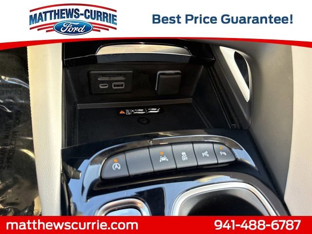 Used 2023 Buick Envision Avenir image 21