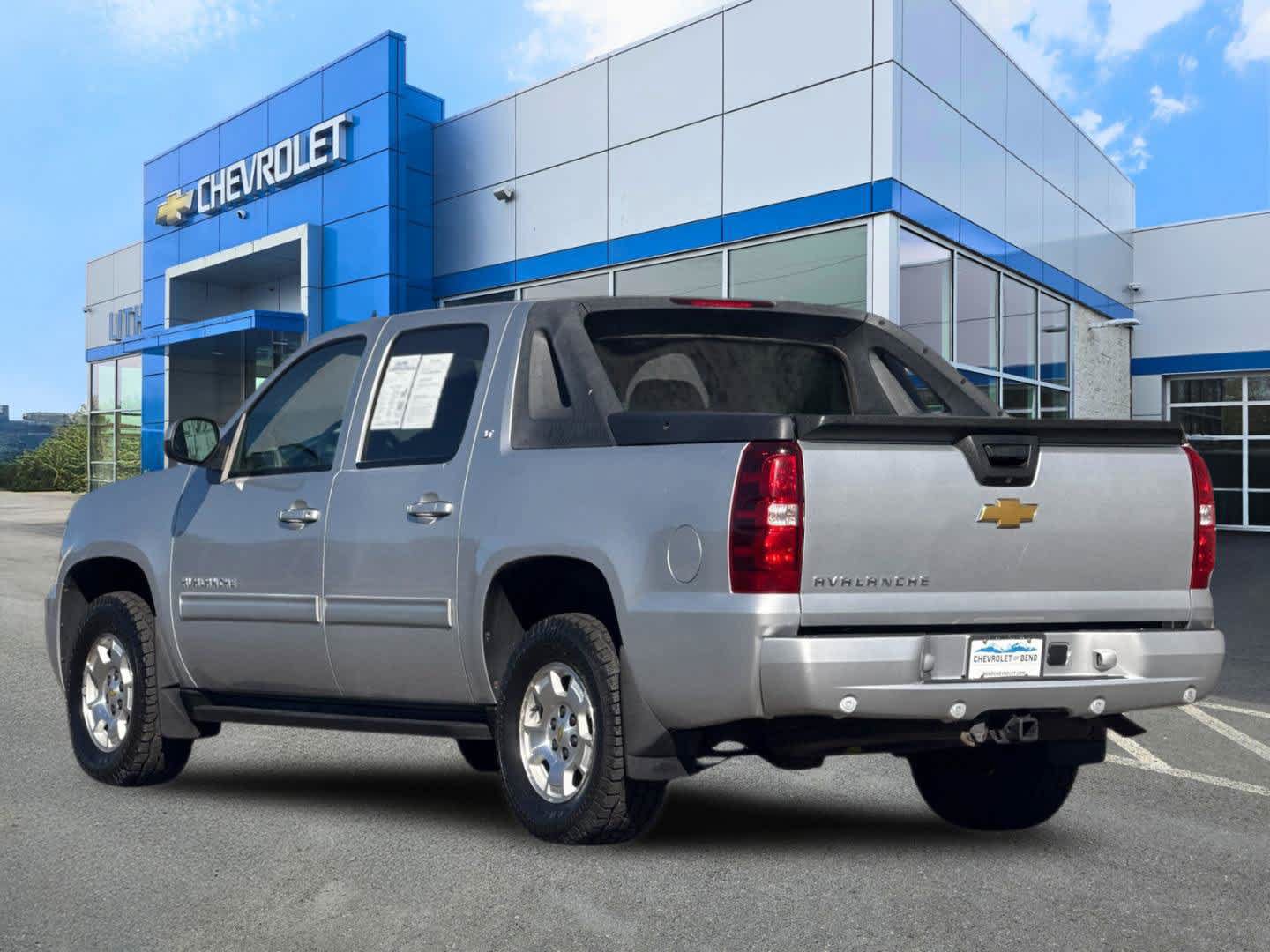 Used 2012 Chevrolet Avalanche LT AWD/4WD image 6